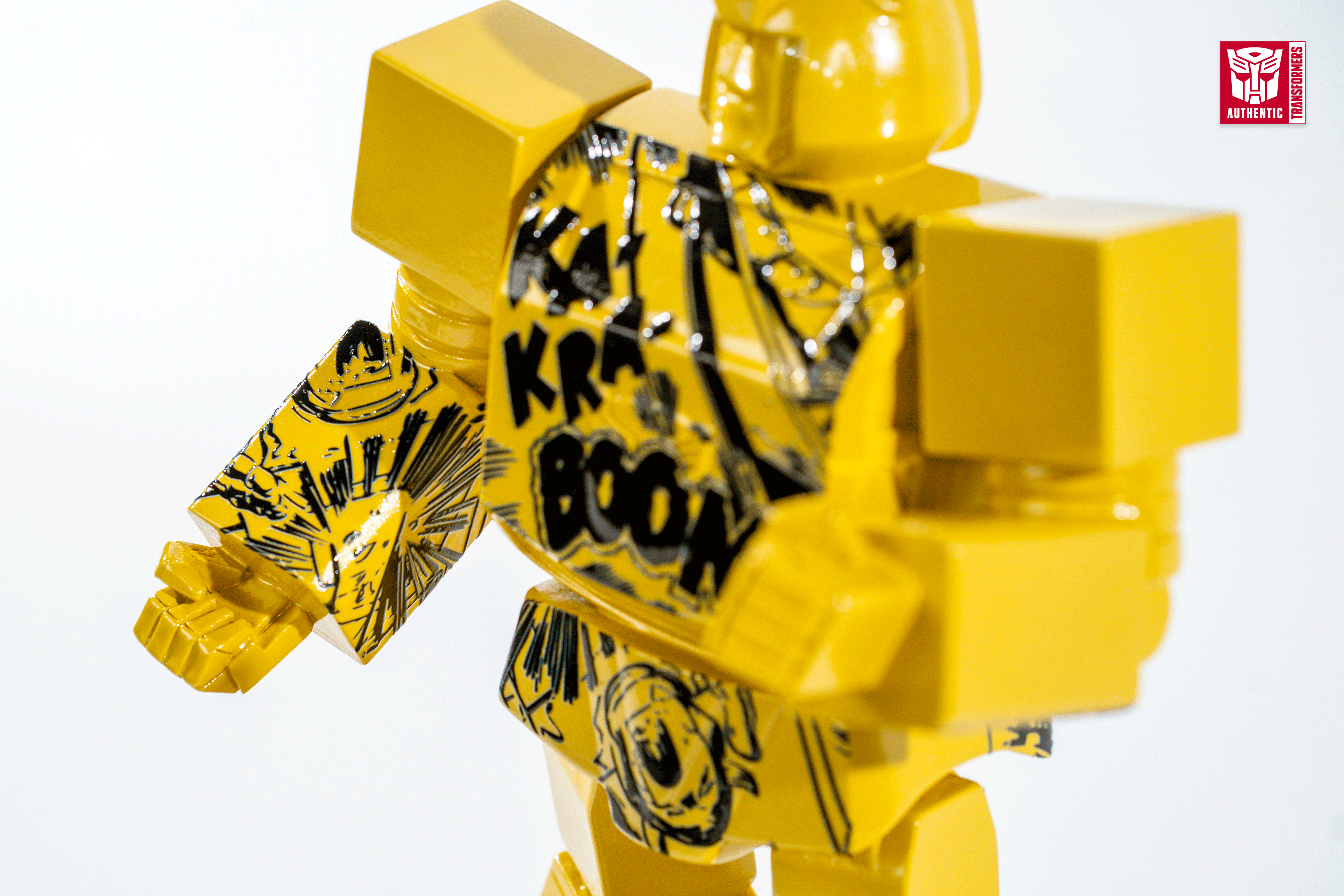 Bumblebee 3/4 zoomed 2