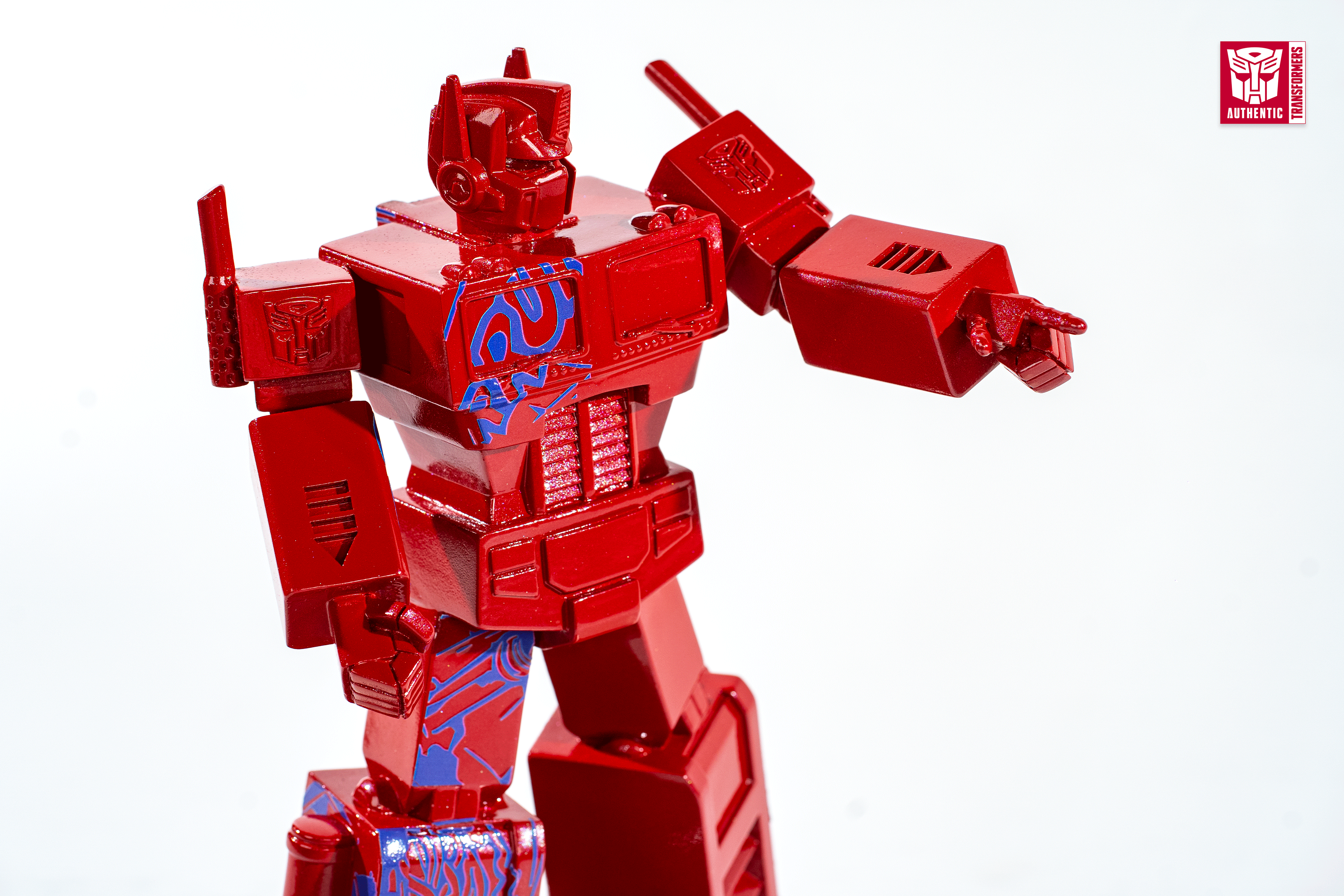 Optimus Prime lateral