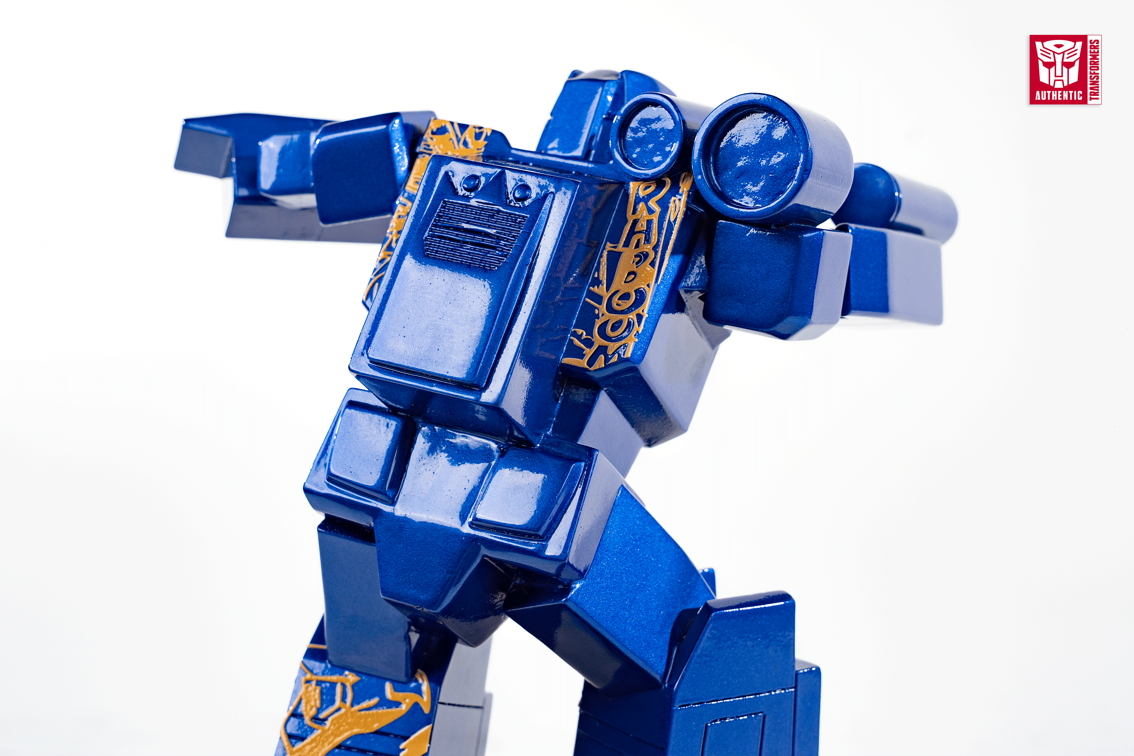 Soundwave back Zoomed